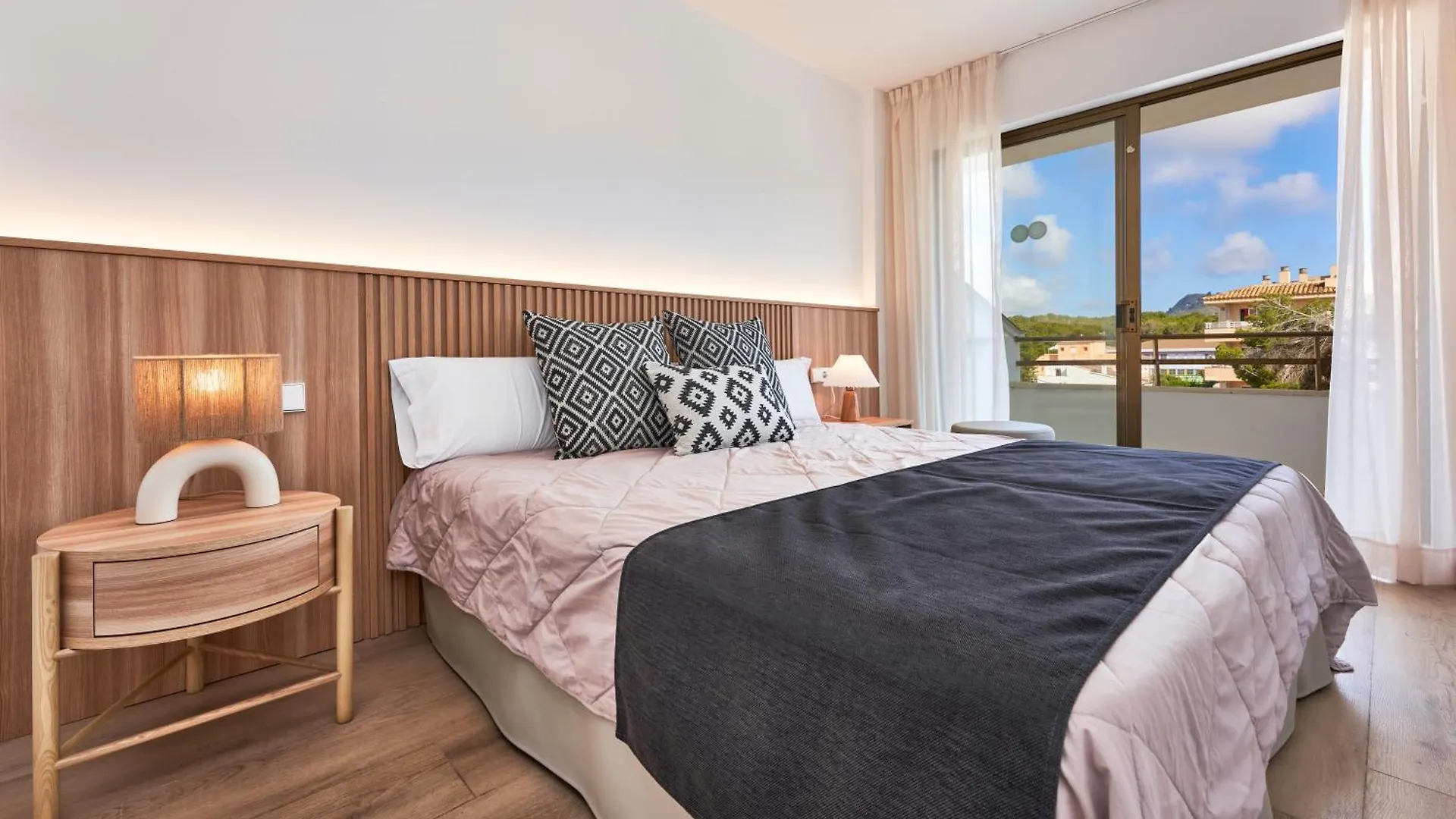Flacalco Hotel & Apartments Cala Ratjada  Španělsko